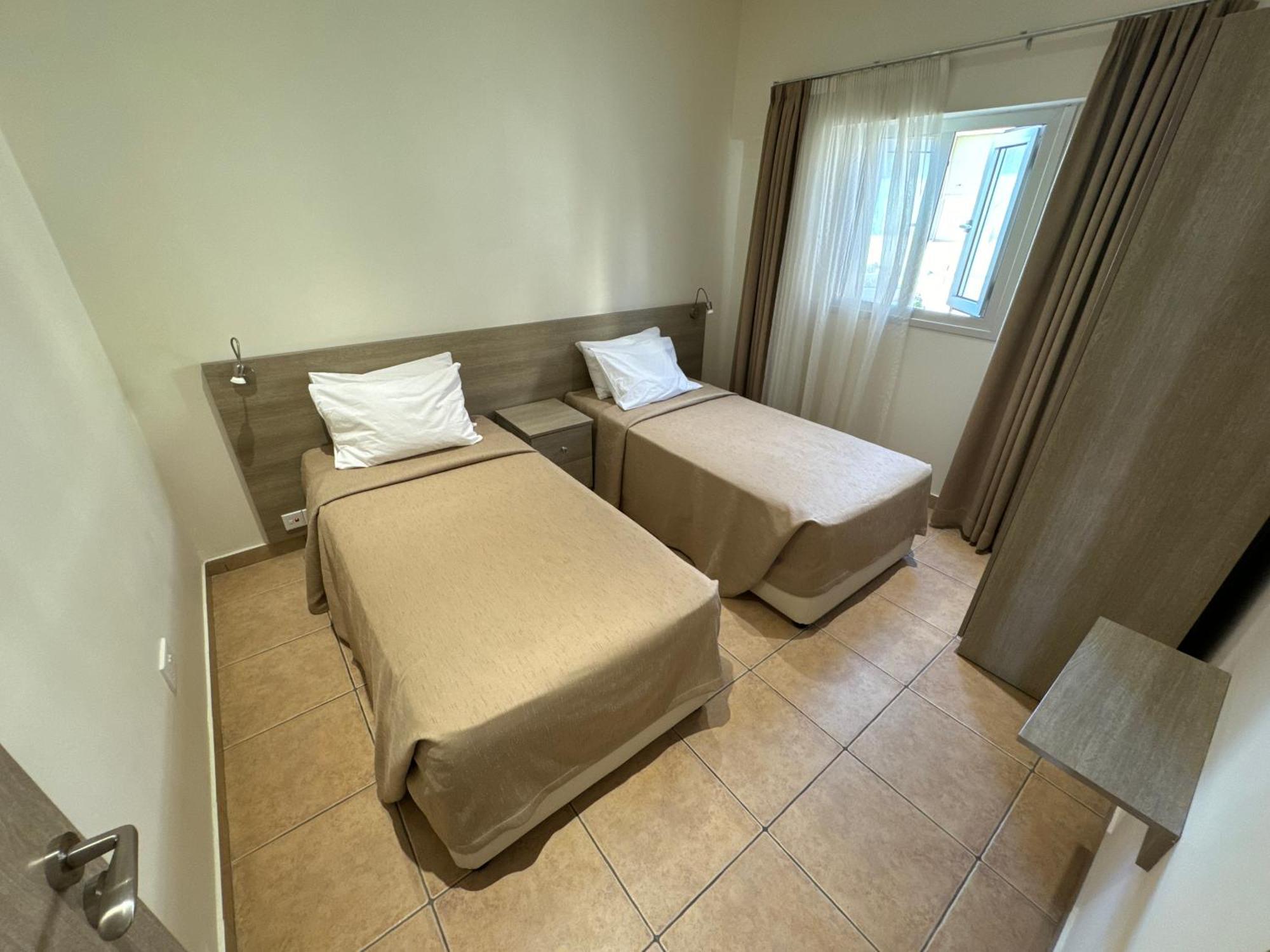 Topikos Apartments Ayia Napa Eksteriør billede